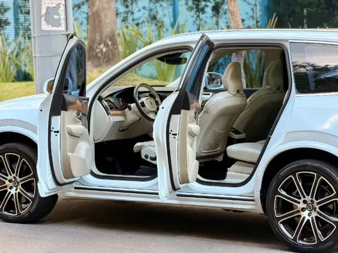Volvo XC 90 T-8 Hibrido Inscript 2.0 5P 2019