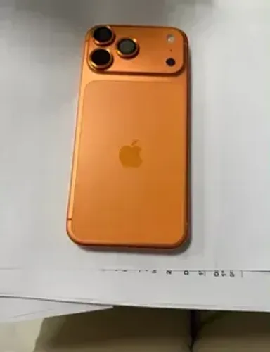 iPhone 17 Pro Laranja ( Garantia até Maio 2027 )