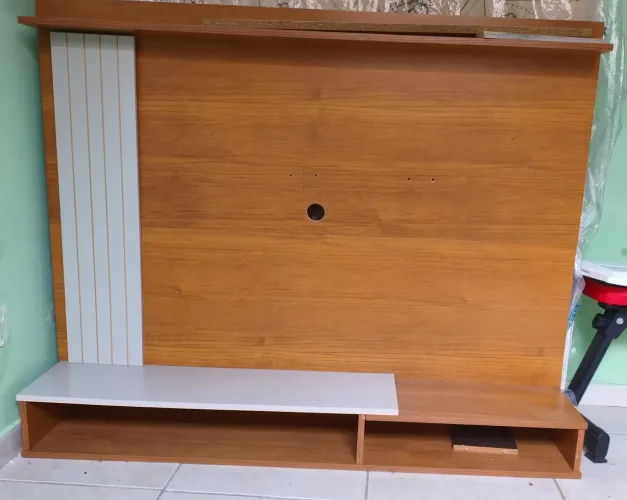 Rack embutido de parede