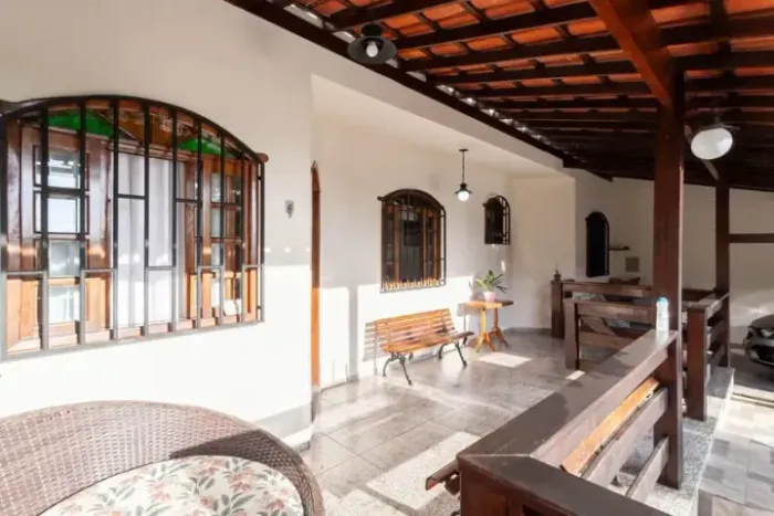 Vendo casa no Jardim América (Quarta parte) casa excelente 