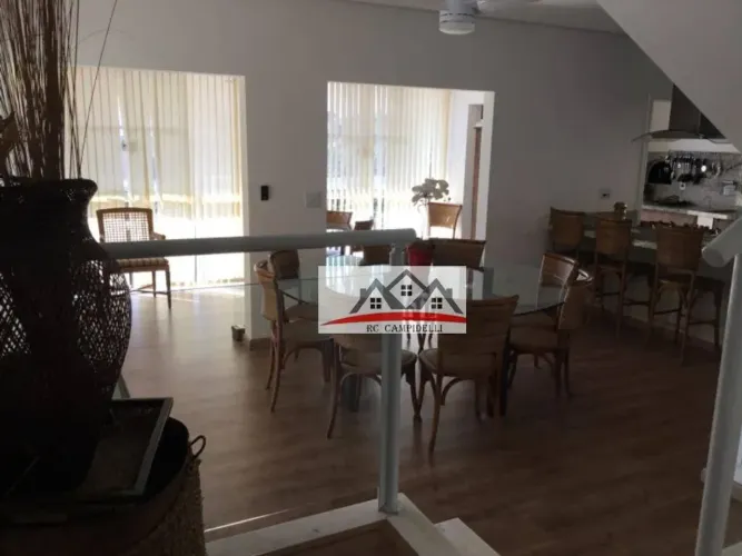 Casa à venda em condomínio fechado em Valinhos- TERRAS DO CARIBE