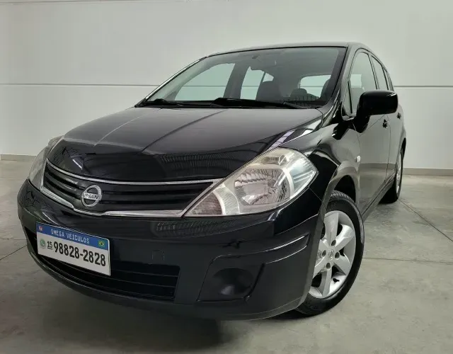 Nissan Tiida S 1.8/1.8 Flex 16V Mec. 2012