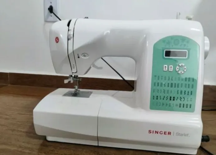 MÁQUINA DE COSTURA Singer Starlet 6660 SEMI-NOVA!!! BARATA!!!!