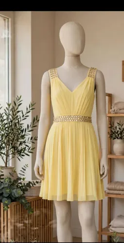 Vestido de festa com pedrarias Miss YES