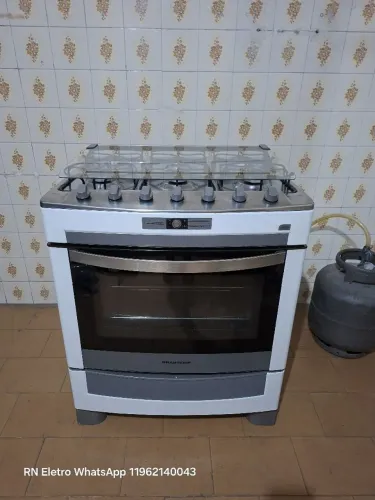 Fogão Brastemp 6 bocas com acendimento automático e luz de forno em Guarulhos-sp 