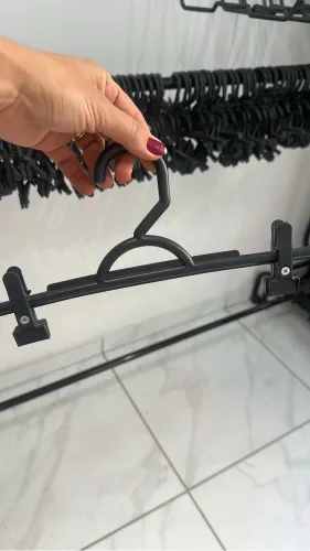 Cabides presilha preto