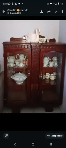 Comprando está linda cristaleira retro leva os três elefantas retro de brinde