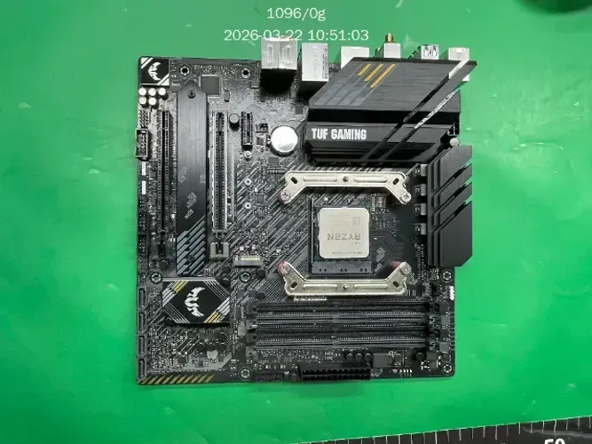 Placa-mãe ASUS TUF Gaming B550-Plus Wi-Fi - AM4