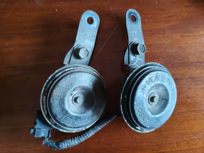 Buzinas do Corolla 