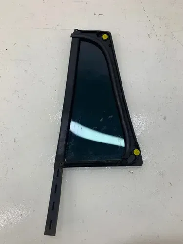 Vidro Pequeno Porta Traseira Direita Citroen Grand C4