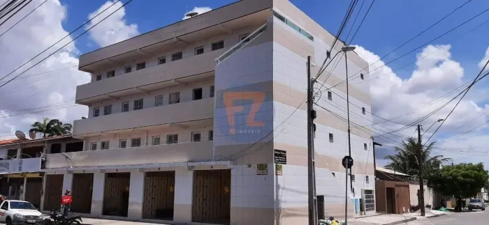 Locação de Apartamentos / Padrão na cidade de Fortaleza