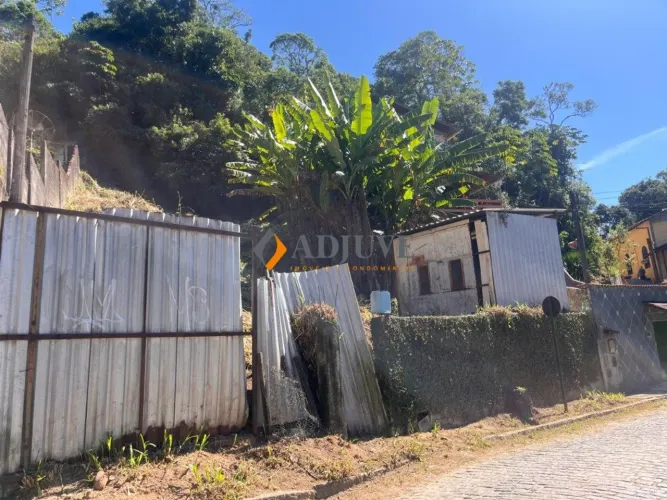TERENO A VENDA PROXIMO AO QUITANDINHA