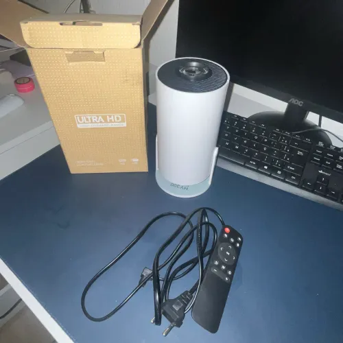 PROJETOR HY300 portátil / Wi-Fi / Auto falante / FULL HD / Netflix
