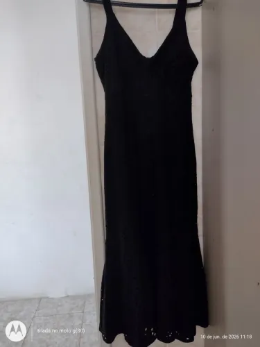 Vestido simples e nem conservado 
