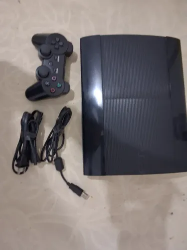 Vendo playststion 3, sony , funciona perfeito, modelo CECH 4011B, original.