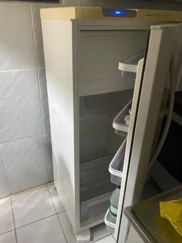 Geladeira Electrolux usada funcionando 100%