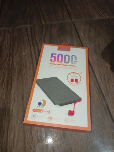 Carregador portátil valor $50,00 nunca usado