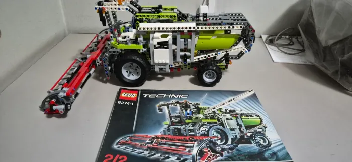Lego Technic 8674 colheitadeira 