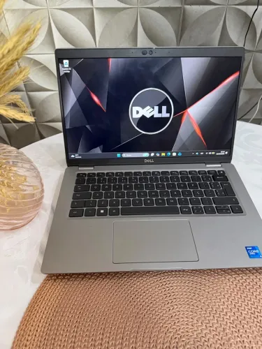 Vendo Notebook Dell i5-1145G7 16GB Ram SSD NVMe 256 GB Placa: Intel Iris Xe Graphics 8GB