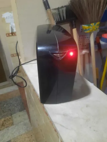 ESTABILIZADOR TENSÃO COM 6 ENTRADAS PARA TOMADAS 127V MARCA SMS  PIONEIRA EM PROTEÇÃO PC