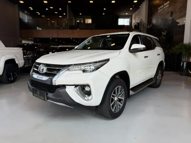 Toyota Hilux SW4 4X4 2.8 Diesel 2020