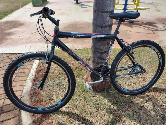 Bicicleta Bike aro 26. Rodas Aero. Nada pra fazer.