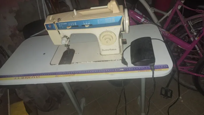 Maquina de costura