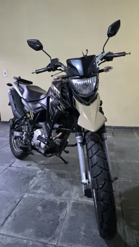 Vendo yamaha xtz crosser 150S ABS