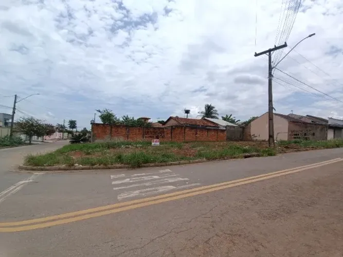 LOTE 407 M² / ESQUINA / SETOR CENTER VILLE GOIÂNIA