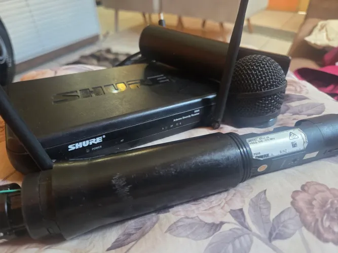 Microfone Shure sem Fio PG58