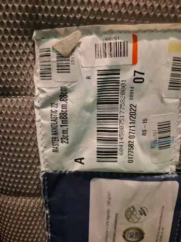 Vendo cama box solteiro