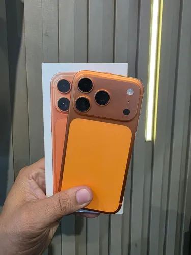 IPhone 17 Pro Max 512Gb - Seminovo - Parcelamos em ate 18x.