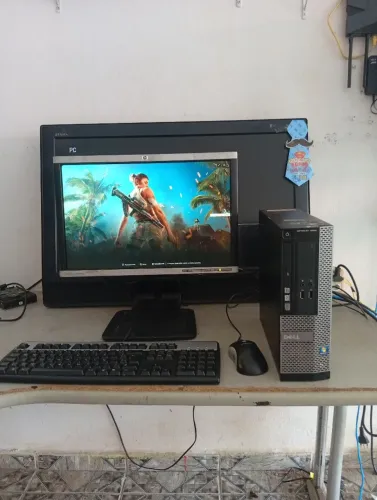 Vendo um Pc completo core i5 4 geração 8gb memória HD 500gb trecado e mause monitor 19 