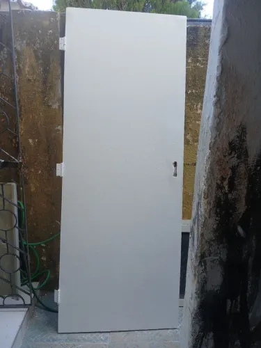 Porta 210x080cm linda
