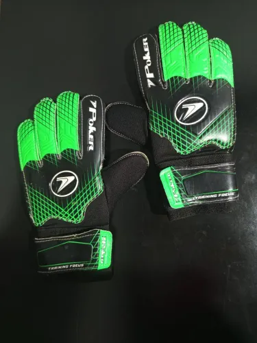 Luva de Goleiro Poker Training Focus