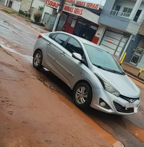 Hyundai HB20S C.plus/c.style1.0 Flex 12V Mec. 4P 2015