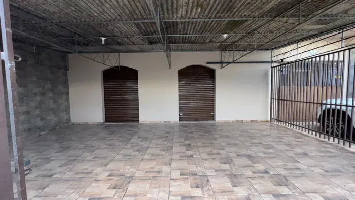 Alugo sala comercial 250 metros quadrados