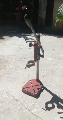 Suporte de bancada para furadeira