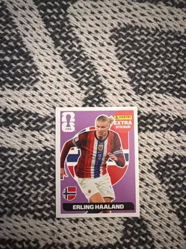 Extra sticker - erling haaland - roxa
