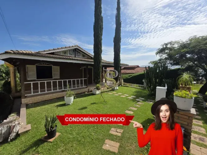 Casa à venda por R$ 1.900.000 - Condomínio Alpes D'ouro - Bom Jesus dos Perdões/SP