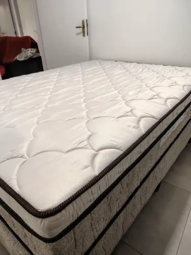 Cama box casal