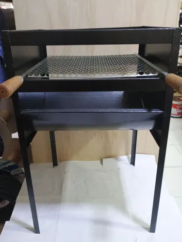 Churrasqueira de Metalon Nova