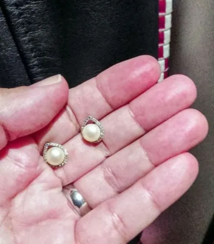 Brinco em pérola e diamante