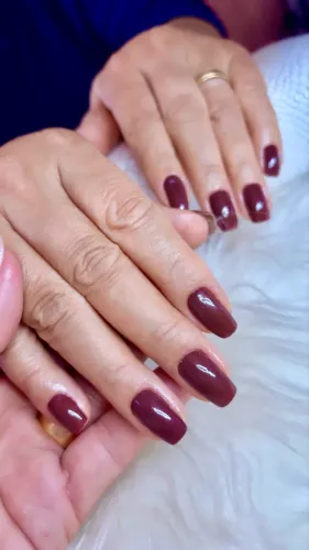 Contrato manicure  