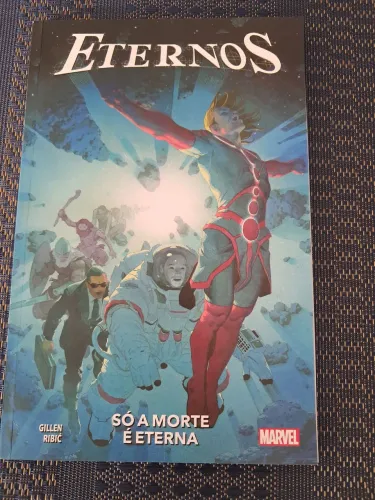 HQ (Eternos vol. 1)