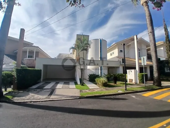 Aluguel de Casa em Condomínio no Parque Campolim, Sorocaba-SP: 3 Quartos, 1 Suíte, 2 Salas