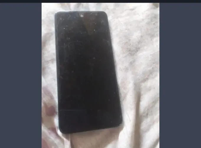Celular spark 20 