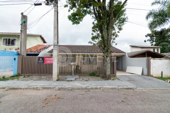 IMOBILIÁRIA JUVEVÊ VENDE RESIDÊNCIA TÉRREA BAIRRO UBERABA AVENIDA COMENDADOR FRANCO ALBERT