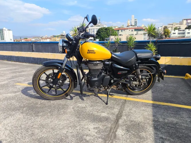 Royal Enfield Meteor 350 Fireball 2022