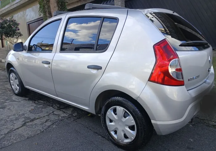 Renault Sandero Authentique Hi-flex 1.6 8V 5P 2010